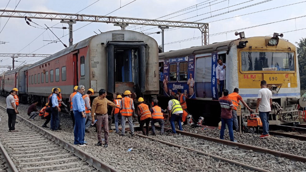 Train Service: യാത്രക്കാരുടെ ശ്രദ്ധയ്ക്ക്; ഈ ദിവസം മുതൽ ട്രെയിൻ സർവീസുകളിൽ നിയന്ത്രണം, സ്റ്റോപ്പുകൾ റദ്ദാക്കും