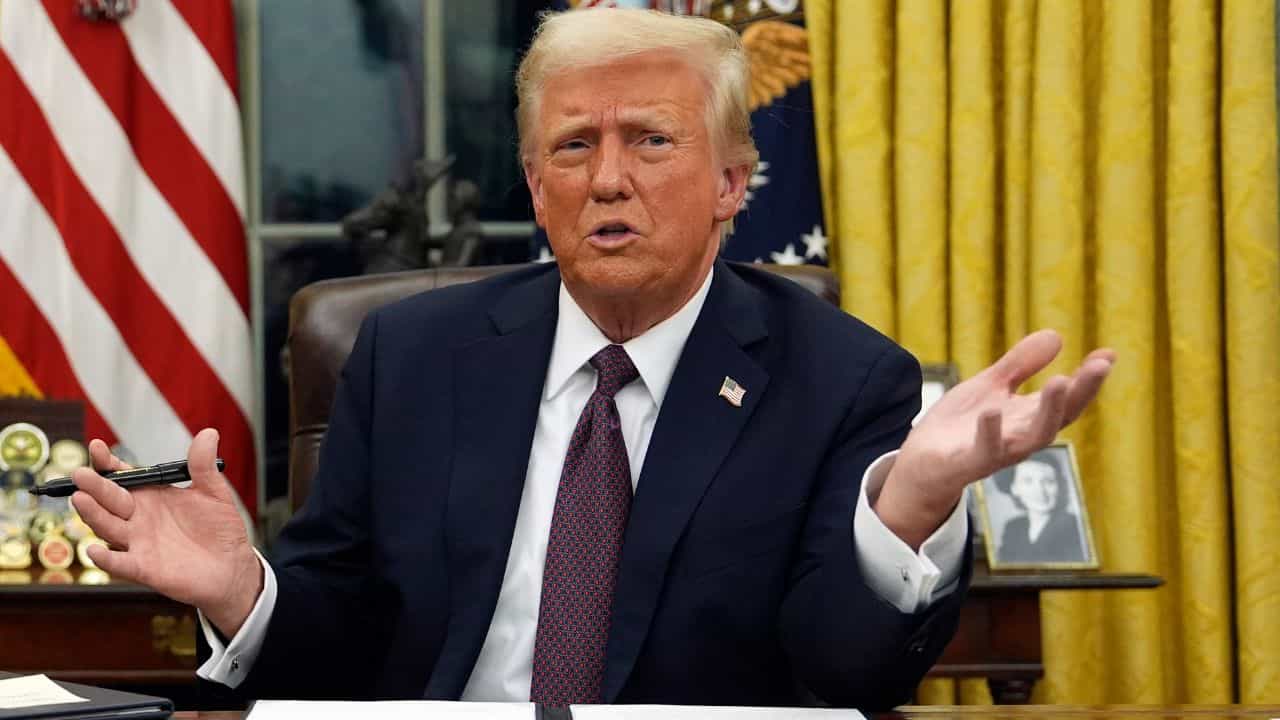 Donald Trump: ഹൂതി വിമതര്‍ ഭീകരസംഘന; തീരുമാനങ്ങളില്‍ മാറ്റം വരുത്തി ട്രംപ്‌