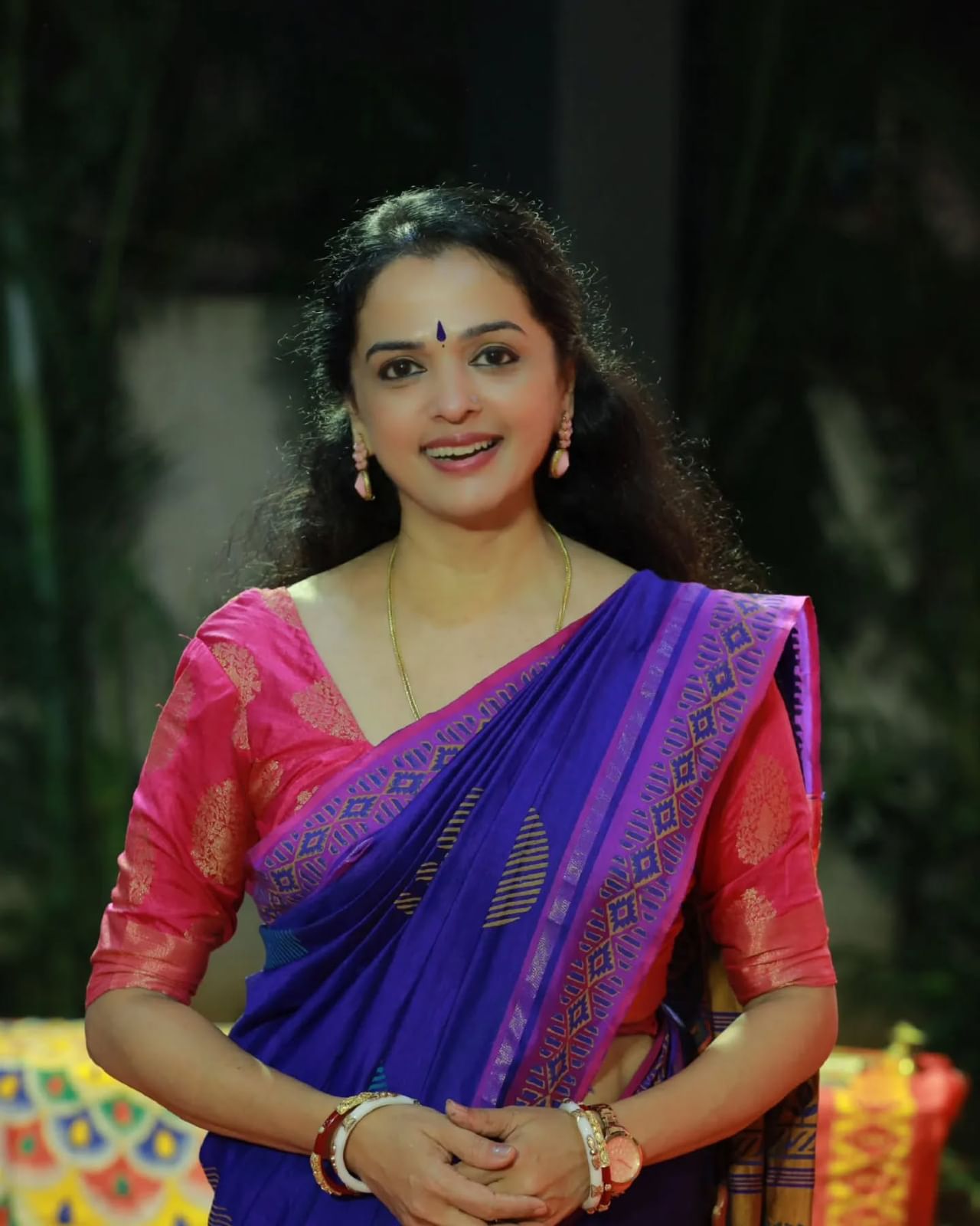 ഒരു നല്ലൊരു കഥാപാത്രത്തെ ലഭിച്ചാൽ താൻ സിനിമയിലേക്ക് ചിലപ്പോൾ തിരികെ വന്നേക്കാമെന്നൊരു സൂചന അടുത്തിടെ ദി ന്യൂ ഇന്ത്യൻ എക്സ്പ്രസിന് നൽകിയ അഭിമുഖത്തിൽ വിന്ദുജ വ്യക്തമാക്കിയിരുന്നു.