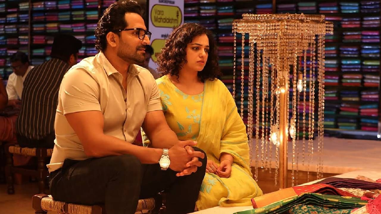 ഫോട്ടോയ്ക്ക് താഴെ പ്രശംസകളുമായി ഭാര്യ പൂജ രാമചന്ദ്രനും എത്തി. ഇതിനൊപ്പം നിത്യക്ക് നന്ദി പറഞ്ഞും ഒരു പോസ്റ്റ് പങ്കുവച്ചിട്ടുണ്ട്. കോ സ്റ്റാര് ആയി നല്കിയ പിന്തുണയ്ക്ക് നന്ദി. നിത്യ മേനോന് അത്രയും സപ്പോര്ട്ട് നല്കിയില്ലായിരുന്നുവെങ്കില് ആ കഥാപാത്രത്തെ ചെയ്യാന് സാധിക്കുമായിരുന്നില്ല എന്നും ജോണ് കൊക്കന് ഇൻസ്റ്റാഗ്രാമിൽ കുറിച്ചു. (image credits: instagram)