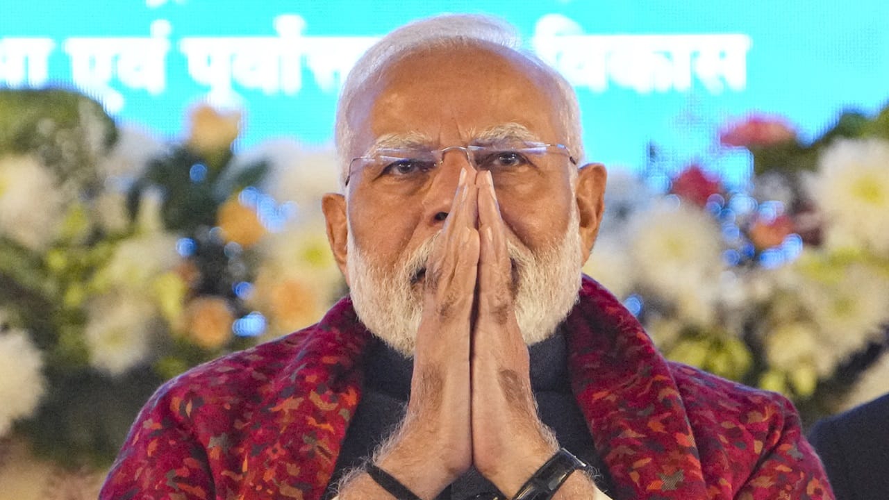 പ്രധാനമന്ത്രി നരേന്ദ്ര മോദി ഇന്ന് രാജ്യതലസ്ഥാനത്ത് വിവിധ പദ്ധതികളുടെ ഉദ്ഘാടനം നിര്‍വഹിക്കും. ഏകദേശം 12,000 കോടി രൂപയുടേതാണ് പദ്ധതികള്‍. ഉദ്ഘാടനം ചെയ്യുന്ന ചില പദ്ധതികള്‍ പരിശോധിക്കാം (Image Credits : PTI)