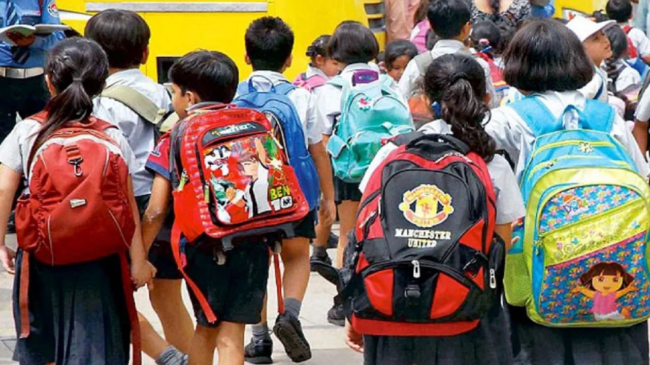 Kerala School Holiday : വിദ്യാര്‍ത്ഥികളെ ആഹ്ലാദിപ്പിന്‍ ! സംസ്ഥാനത്തെ ആറ് ജില്ലകൾക്ക് ചൊവ്വാഴ്ച പ്രാദേശിക അവധി; കാരണം ഇതാണ്‌