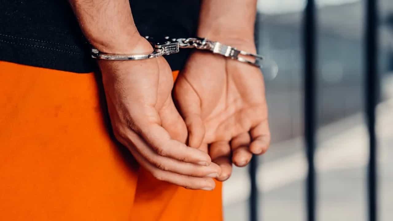Crime News: വീട്ടിൽ അതിക്രമിച്ച് കയറി ഉമ്മ തരുമോ എന്ന് ചോദിച്ചു; തൃശൂരിൽ ലൈംഗികാതിക്രമ കേസ് പ്രതിയ്ക്ക് 22 വർഷവും മൂന്ന് മാസവും തടവ്
