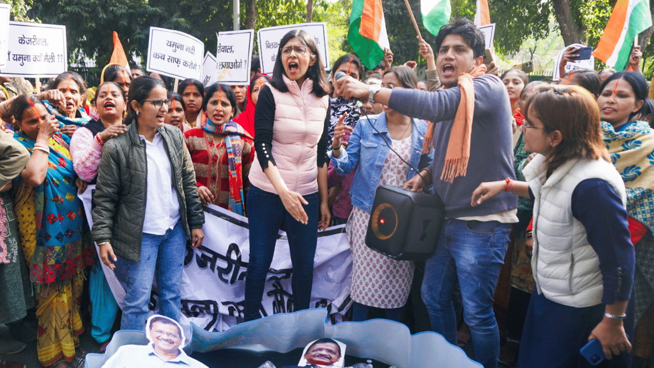 Ambedkar Statue Desecrated: അംബേദ്കര്‍ പ്രതിമ തകര്‍ത്തതില്‍ പ്രതിഷേധം; കെജ്രിവാളിന്റെ ദളിത് സ്‌നേഹം വ്യാജം, ആംആദ്മി പാർട്ടിക്ക് ഖലിസ്ഥാനി ബന്ധം