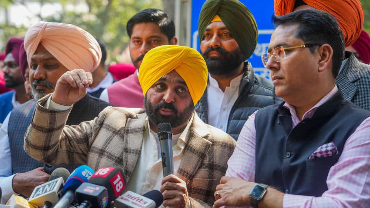 Arvind Kejriwal: പഞ്ചാബില്‍ വിമത നീക്കമില്ല; എംഎല്‍എമാര്‍ പാര്‍ട്ടി വിടില്ലെന്ന് കെജ്‌രിവാള്‍