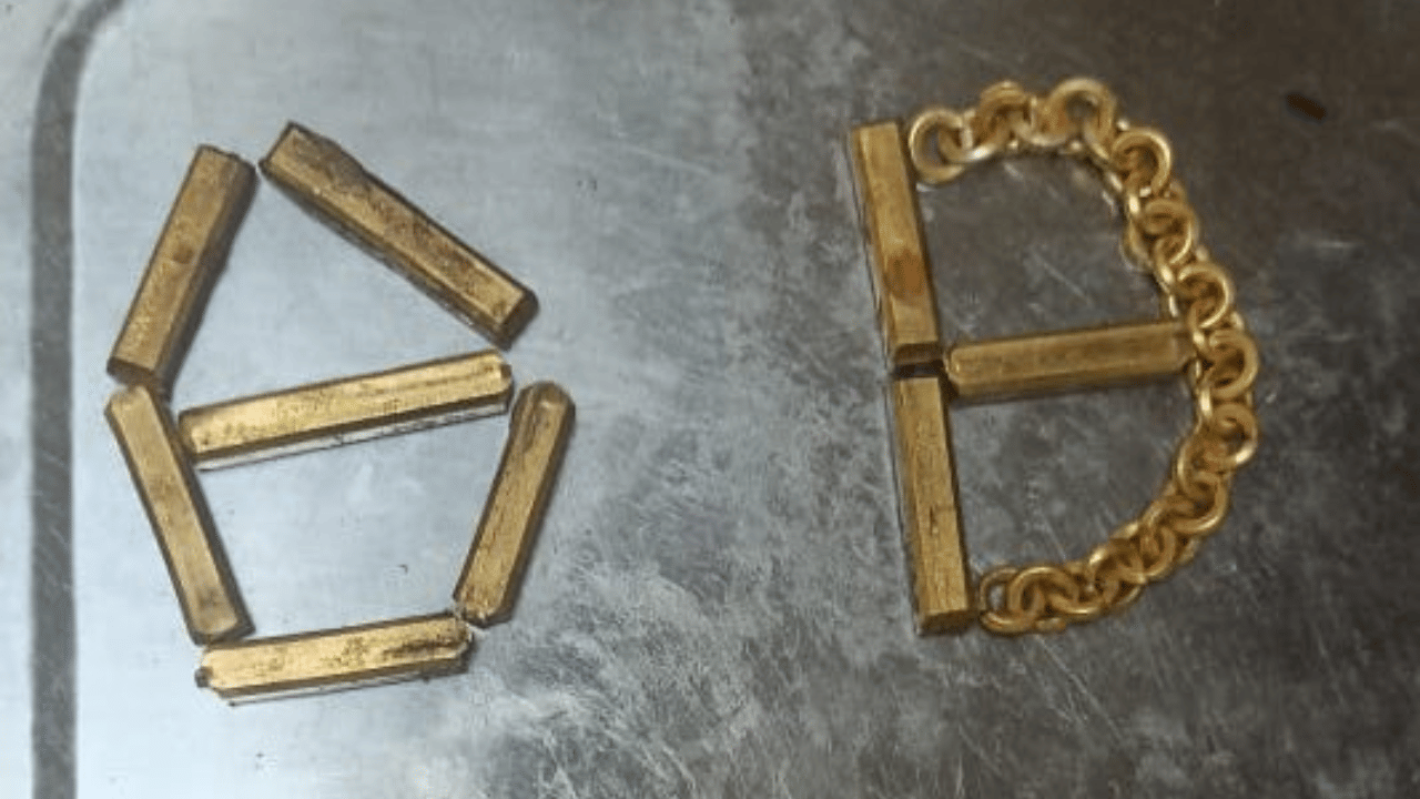 Customs Gold Seizure: ഈന്തപ്പഴത്തിനുള്ളിൽ നിന്ന് ലഭിച്ചത് സ്വർണ്ണക്കുരു; ജിദ്ദയിൽ നിന്നെത്തിയ യാത്രക്കാരൻ പിടിയിൽ