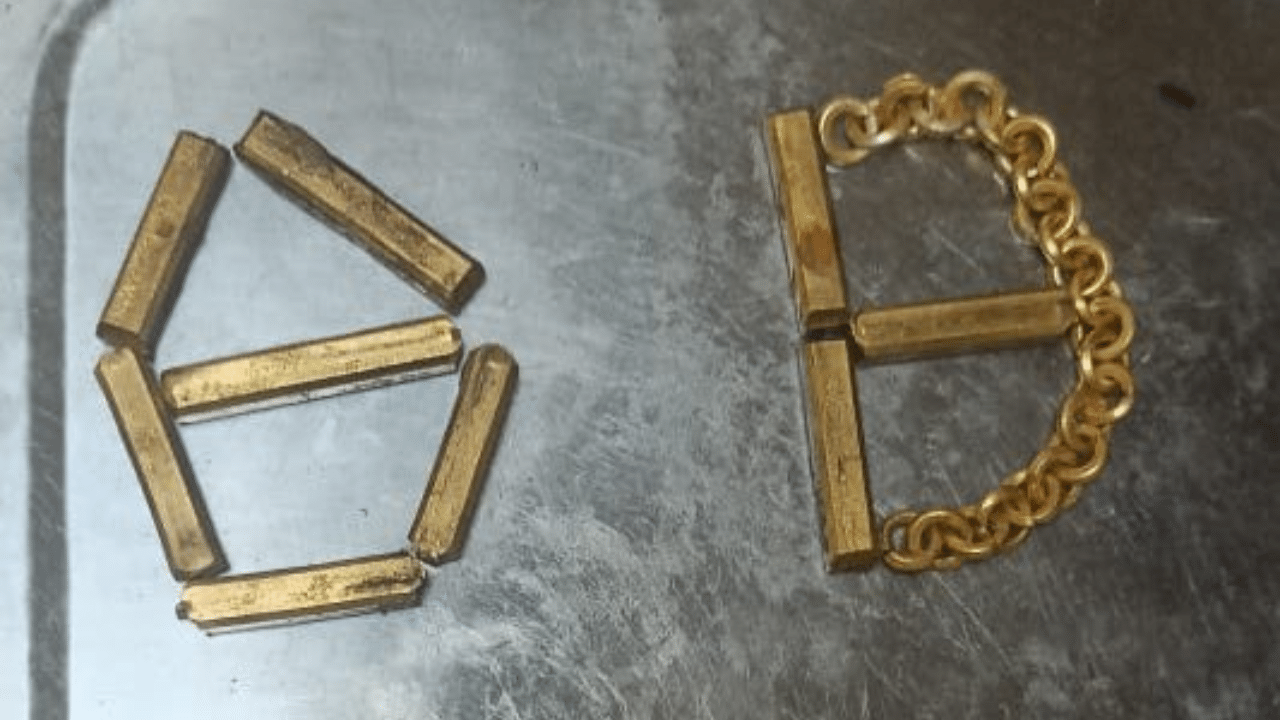 Customs Gold Seizure: ഈന്തപ്പഴത്തിനുള്ളിൽ നിന്ന് ലഭിച്ചത് സ്വർണ്ണക്കുരു; ജിദ്ദയിൽ നിന്നെത്തിയ യാത്രക്കാരൻ പിടിയിൽ