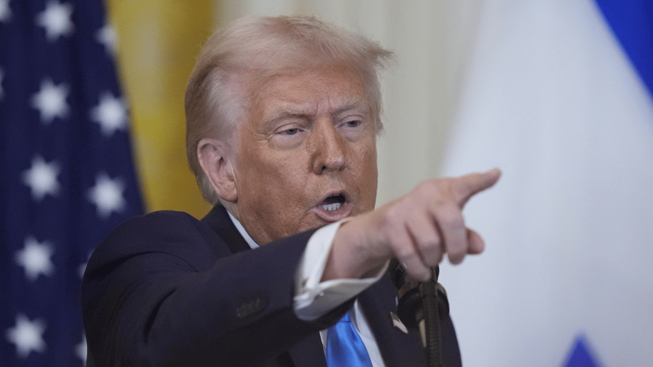 International Criminal Court: അന്താരാഷ്ട്ര ക്രിമിനൽ കോടതിക്ക് ഉപരോധമേർപ്പെടുത്താൻ ഡൊണാൾഡ് ട്രംപ്; ഉത്തരവിൽ ഇന്ന് ഒപ്പുവച്ചേക്കും