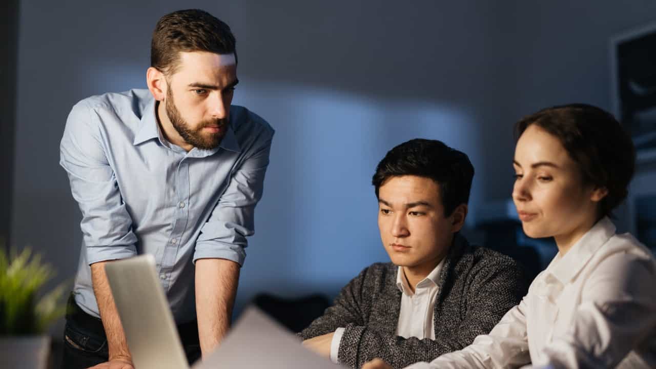 Ramadan In UAE: റമദാനിൽ ജോലി ഇളവനുവദിക്കാത്ത തൊഴിൽദാതാക്കൾക്ക് പണികിട്ടും; യുഎഇയിലെ തൊഴിൽ നിയമം കടുപ്പം