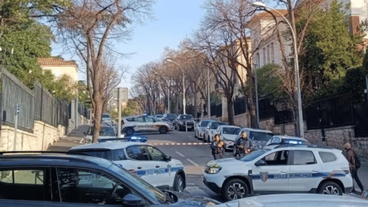 Explosion At Russian consulate In France: ഫ്രാൻസിലെ റഷ്യൻ കോൺസുലേറ്റിന് സമീപം സ്ഫോടനം; ഭീകരാക്രമണമെന്ന് സംശയം