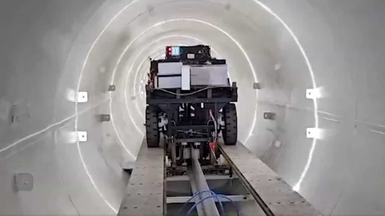 IIT Madras hyperloop: 30 മിനിറ്റില്‍ 350 കി.മീയോ? അതായത് തിരുവനന്തപുരം മുതല്‍ പാലക്കാട് വരെയുള്ള ദൂരം ! ഐഐടി മദ്രാസിന്റെ ഹൈപ്പര്‍ലൂപ്പിനെക്കുറിച്ച് അറിയാം