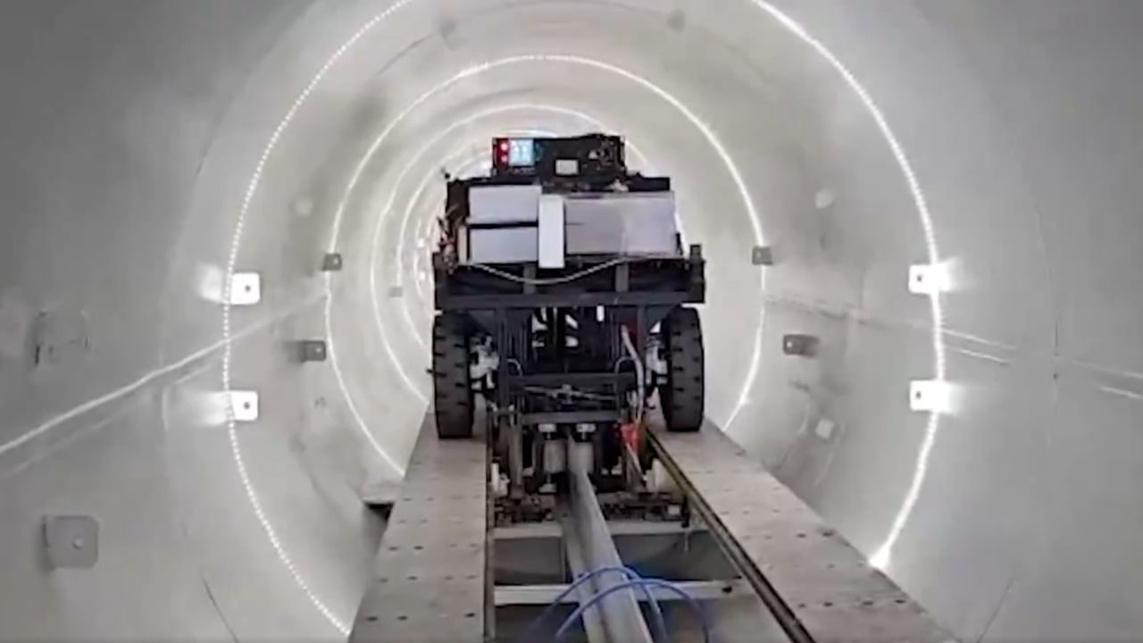 IIT Madras hyperloop: 30 മിനിറ്റില്‍ 350 കി.മീയോ? അതായത് തിരുവനന്തപുരം മുതല്‍ പാലക്കാട് വരെയുള്ള ദൂരം ! ഐഐടി മദ്രാസിന്റെ ഹൈപ്പര്‍ലൂപ്പിനെക്കുറിച്ച് അറിയാം