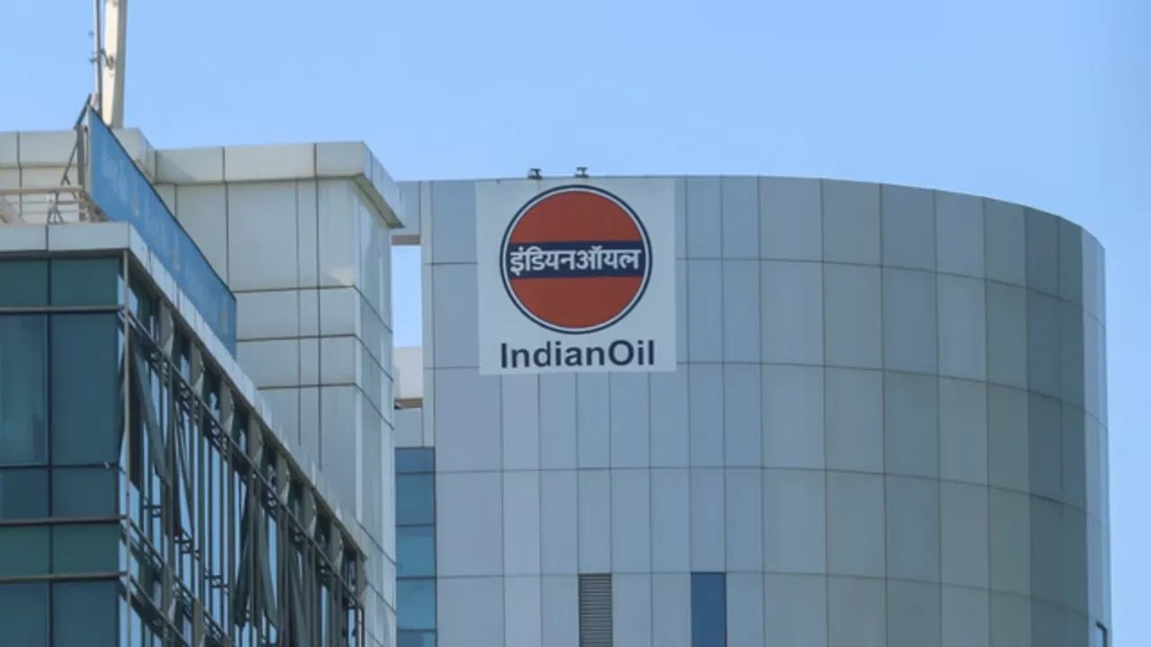 IOCL Recruitment: അപേക്ഷിക്കാന്‍ ഇനിയും അവസരം; വിവിധ തസ്തികകളിലേക്കുള്ള സമയപരിധി നീട്ടി ഇന്ത്യന്‍ ഓയില്‍ കോര്‍പറേഷന്‍; കേരളത്തിലടക്കം അവസരം