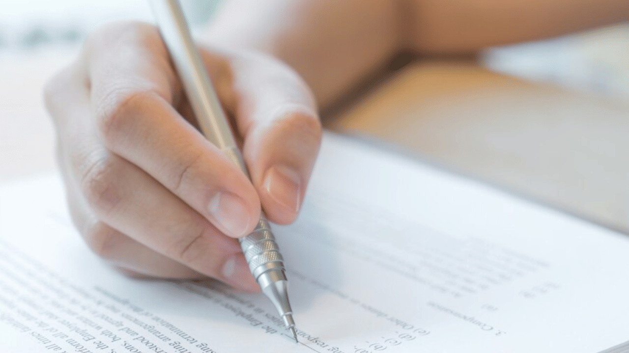 JEE Main 2025 Answer Key: ജെഇഇ മെയിൻ 2025 ഉത്തരസൂചിക പുറത്തുവിട്ടു; ഡൗൺലോഡ് ചെയ്യേണ്ടതിങ്ങനെ