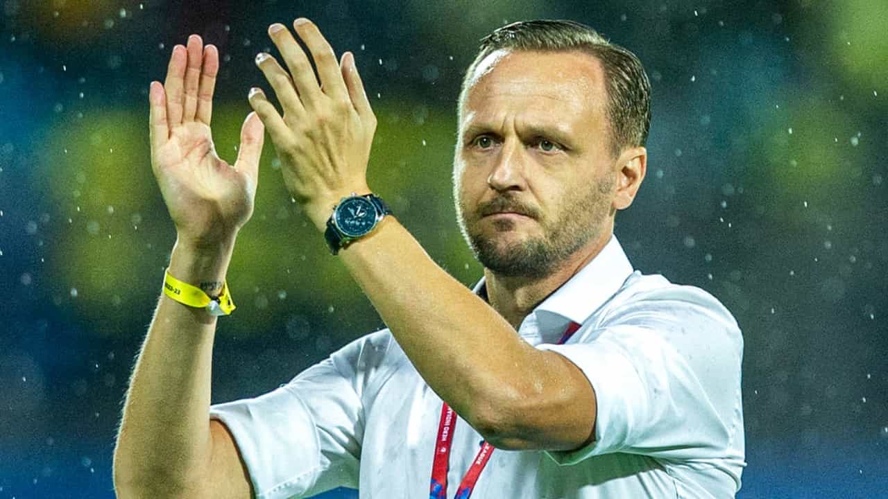 Kerala Blasters: ആശാൻ ബ്ലാസ്റ്റേഴ്സിലേക്ക് മടങ്ങിയെത്തുന്നു?; സാധ്യത തള്ളിക്കളയാനാവില്ലെന്ന് വുകൊമാനോവിച്