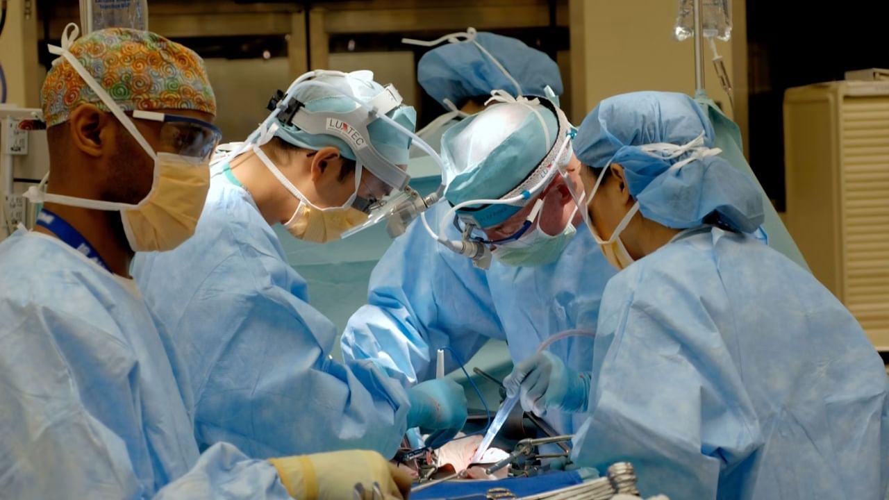 Kidney Transplantation: മാറ്റിവച്ചത് മൂന്ന് വൃക്കകൾ, ഇപ്പോൾ ശരീരത്തിലാകെയുള്ളത് അഞ്ചെണ്ണം!; ‘മെഡിക്കൽ മിറാക്കിൾ’ എന്ന് ഡോക്ടർമാർ