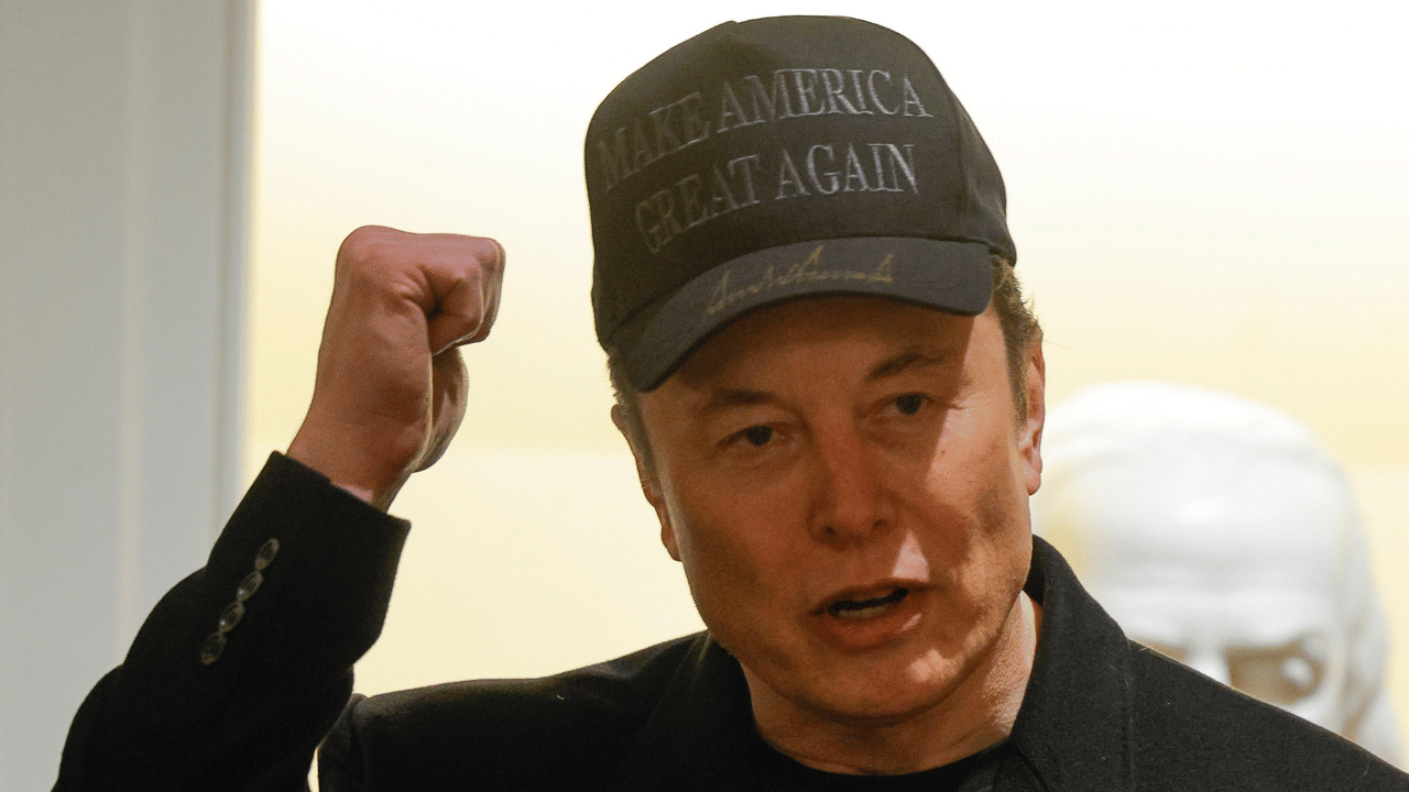 Tesla Fires Employee: മസ്കിനെ വിമർശിച്ച് ലിങ്ക്ഡ്ഇന്നിൽ പോസ്റ്റിട്ടു; ജീനവാക്കാരനെ പുറത്താക്കി ടെസ്ല