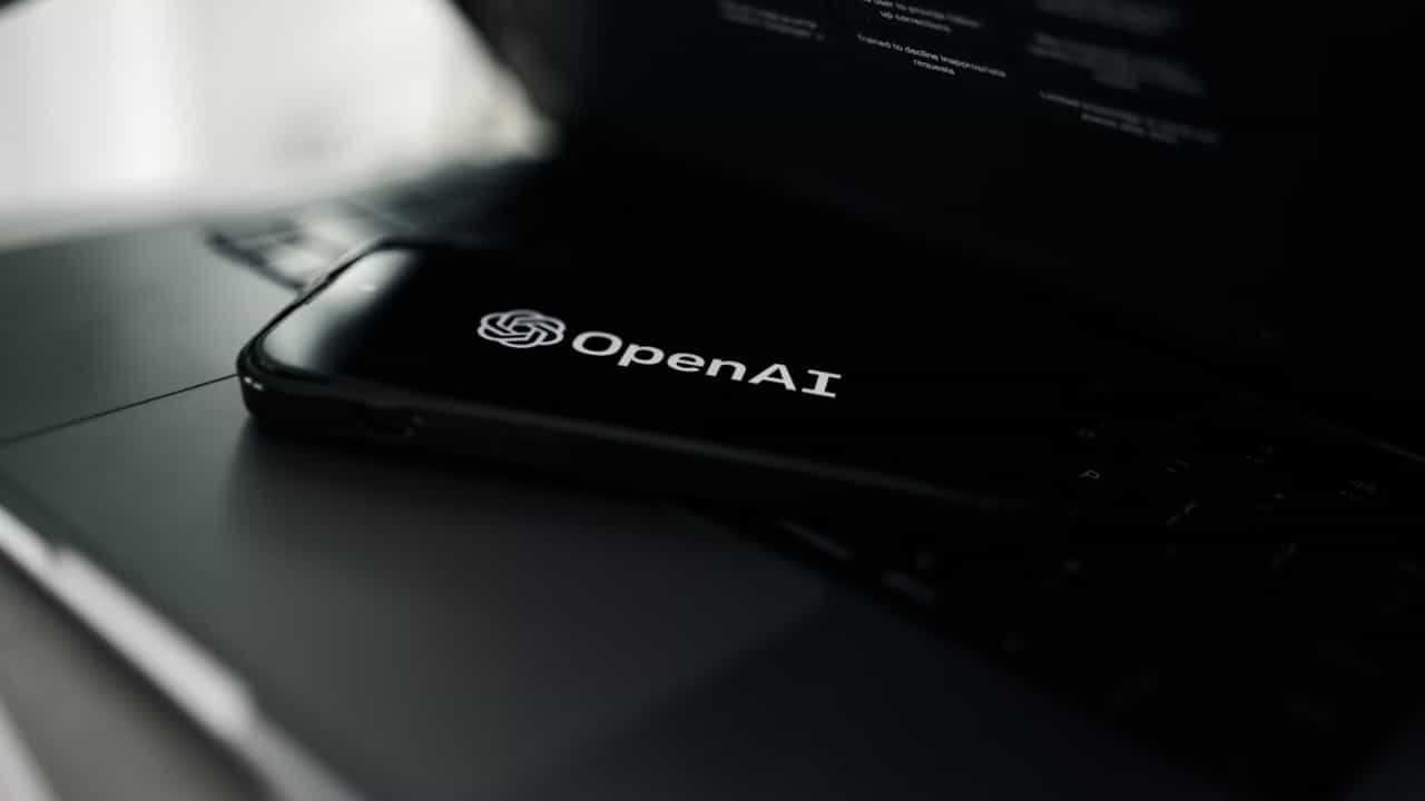 OpenAI: ചാറ്റ്ജിപിടിയിൽ നിൽക്കില്ല; ഓപ്പൺഎഐ വക ഹ്യൂമനോയ്ഡ് റോബോട്ടുകളും എഐ ഡിവൈസുകളുമെത്തും