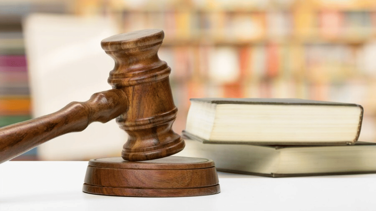 Exhibitionism In Front of Girl: പാലക്കാട് 16കാരിക്ക് മുന്നിൽ ലൈംഗിക പ്രദർശനം; യുവാവിന് നാല് വർഷം തടവും പിഴയും Exhibitionism In Front of Girl: പാലക്കാട് 16കാരിക്ക് മുന്നിൽ ലൈംഗിക പ്രദർശനം; യുവാവിന് നാല് വർഷം തടവും പിഴയും