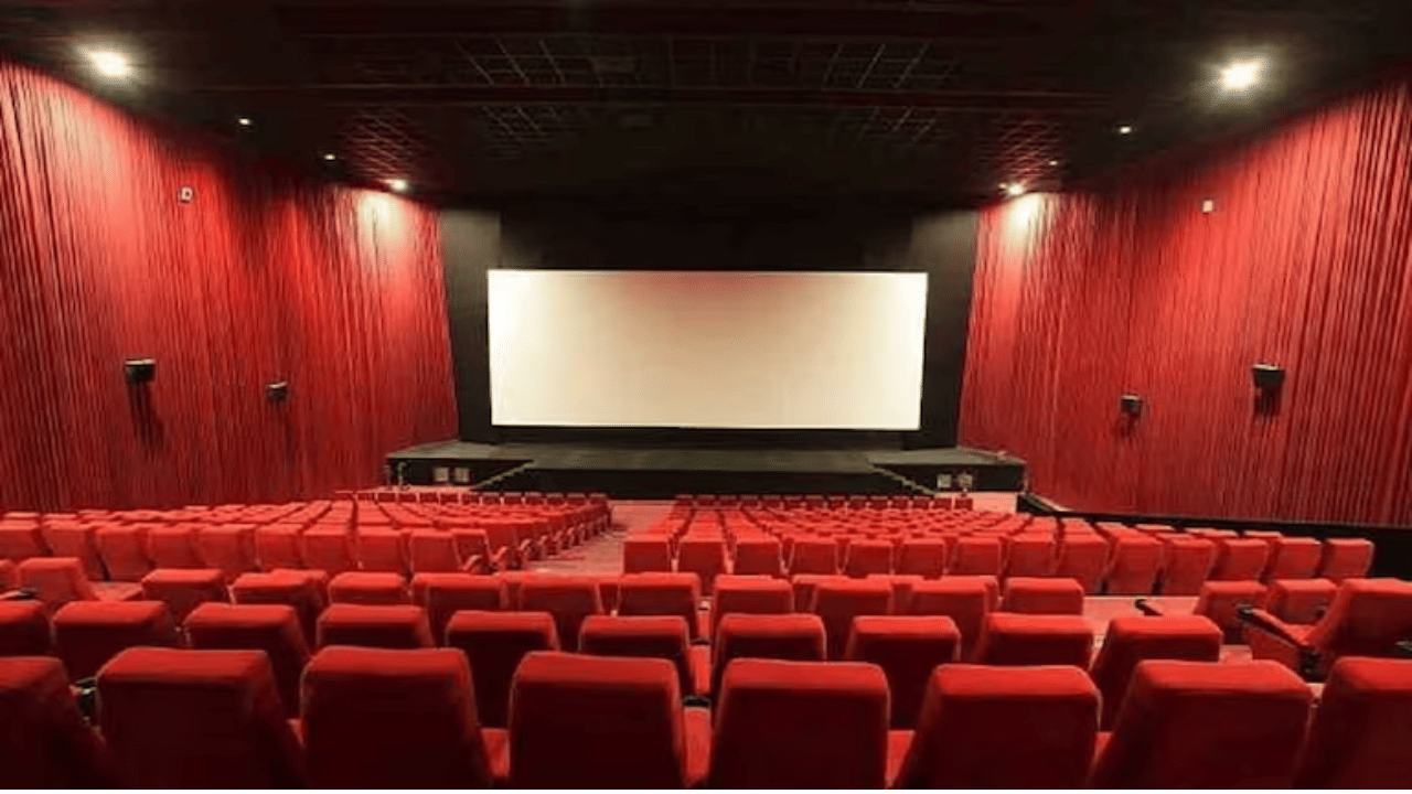 PVR Advertisement: 25 മിനിറ്റ് പരസ്യം കാണിച്ച് തന്റെ വിലയേറിയ സമയം നഷ്ടപ്പെടുത്തിയെന്ന് പരാതി; പിവിആറിന് 1,00,000 രൂപ പിഴയിട്ട് കോടതി