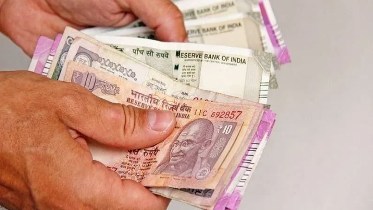 Kisan Vikas Patra: എത്ര നിക്ഷേപിച്ചാലും കാലാവധി പൂർത്തിയായാൽ ഇരട്ടി; സർക്കാർ സ്കീമാണ്, 5 ലക്ഷം ഇട്ടാൽ? Kisan Vikas Patra: എത്ര നിക്ഷേപിച്ചാലും കാലാവധി പൂർത്തിയായാൽ ഇരട്ടി; സർക്കാർ സ്കീമാണ്, 5 ലക്ഷം ഇട്ടാൽ?