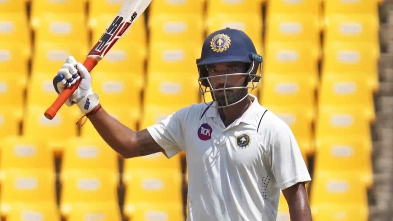 Ranji Trophy: ഒരു ഷോട്ടിലെ അശ്രദ്ധയിൽ വിമർശിക്കുന്നവർ ഓർക്കണം; അതിന് മുൻപ് സച്ചിൻ ബേബി 235 പന്തുകൾ നേരിട്ട് 98 റൺസെടുത്തിരുന്നു Ranji Trophy: ഒരു ഷോട്ടിലെ അശ്രദ്ധയിൽ വിമർശിക്കുന്നവർ ഓർക്കണം; അതിന് മുൻപ് സച്ചിൻ ബേബി 235 പന്തുകൾ നേരിട്ട് 98 റൺസെടുത്തിരുന്നു