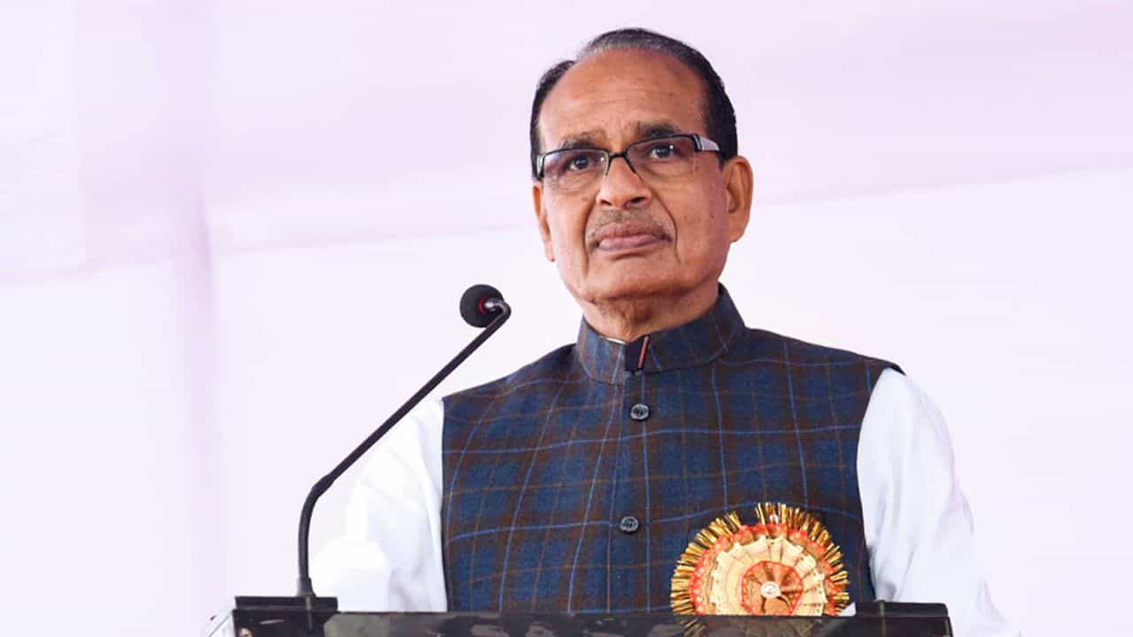 Shivraj Singh Chouhan: മന്ത്രിക്ക് കിട്ടിയത് തകര്‍ന്ന സീറ്റ്; ദുരനുഭവം പങ്കുവെച്ചതോടെ ക്ഷമ ചോദിച്ച് എയര്‍ ഇന്ത്യ