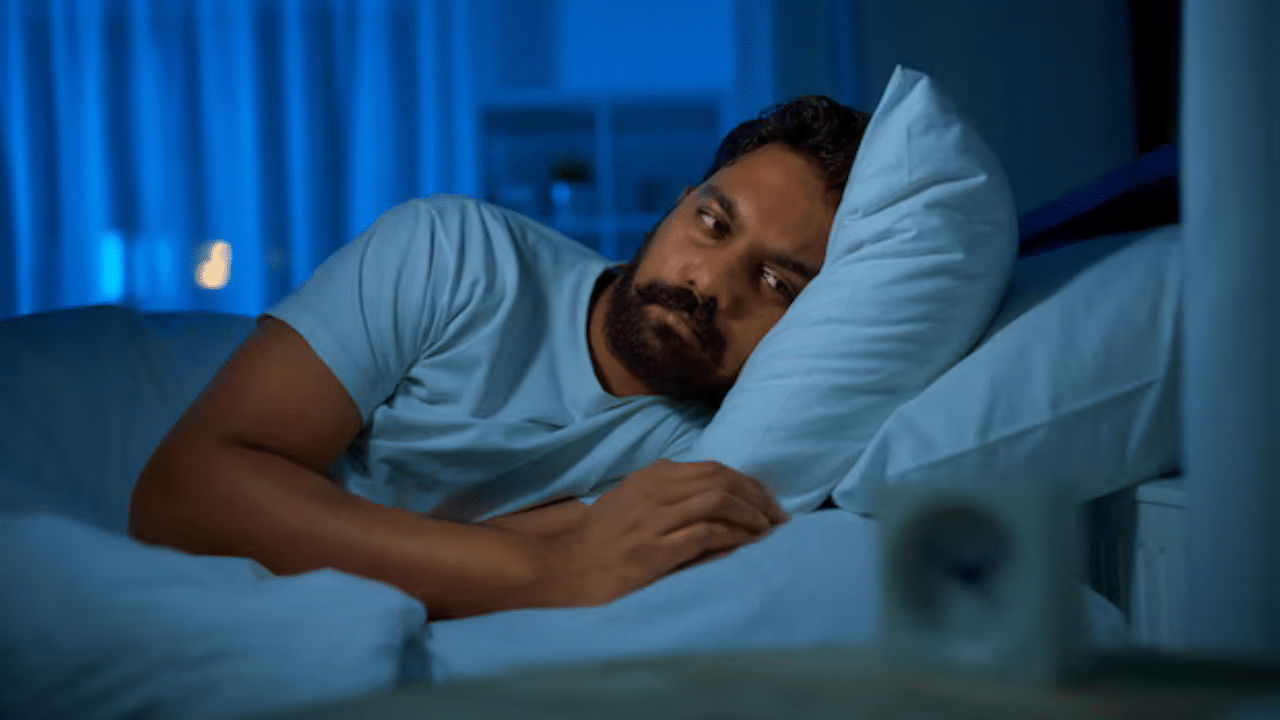 Sleeping Tips: ഉറക്കം വന്നില്ലെങ്കിൽ എന്ത് ചെയ്യണം? കഴിക്കേണ്ട ഭക്ഷണങ്ങളും, ചെയ്യേണ്ട ശീലങ്ങളും Sleeping Tips: ഉറക്കം വന്നില്ലെങ്കിൽ എന്ത് ചെയ്യണം? കഴിക്കേണ്ട ഭക്ഷണങ്ങളും, ചെയ്യേണ്ട ശീലങ്ങളും
