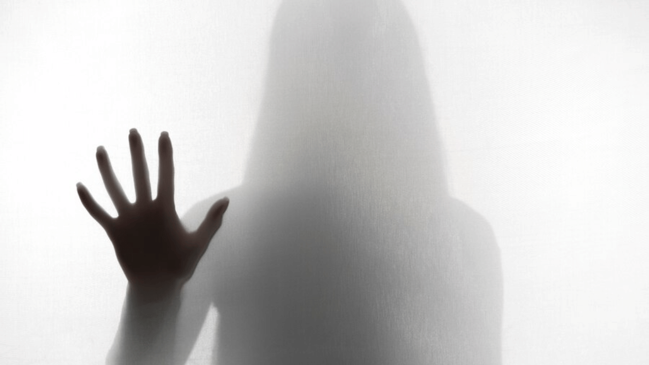 POCSO Case: പിതാവിന്റെ സുഹൃത്തെന്ന് വിശ്വസിപ്പിച്ചു; പത്താം ക്ലാസുകാരിയെ ബൈക്കിൽ കൊണ്ടുപോയി പീഡിപ്പിച്ച യുവാവ് അറസ്റ്റിൽ POCSO Case: പിതാവിന്റെ സുഹൃത്തെന്ന് വിശ്വസിപ്പിച്ചു; പത്താം ക്ലാസുകാരിയെ ബൈക്കിൽ കൊണ്ടുപോയി പീഡിപ്പിച്ച യുവാവ് അറസ്റ്റിൽ