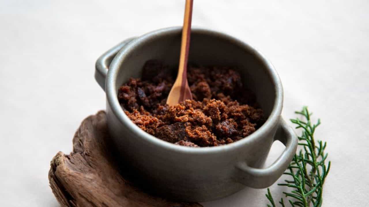 Beauty Tips: വാളന്പുളി കൊണ്ടും കിടിലന് സ്ക്രബുകള്; മുഖം വെട്ടിത്തിളങ്ങും Beauty Tips: വാളന്പുളി കൊണ്ടും കിടിലന് സ്ക്രബുകള്; മുഖം വെട്ടിത്തിളങ്ങും