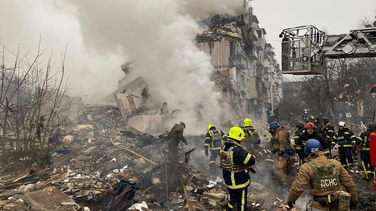 Ukraine Drone Attack: യുക്രൈനിൽ വീണ്ടും റഷ്യയുടെ ഡ്രോൺ ആക്രമണം; 13 മേഖലകളിലായി പറന്നിറങ്ങിയത് 267 ഡ്രോണുകൾ