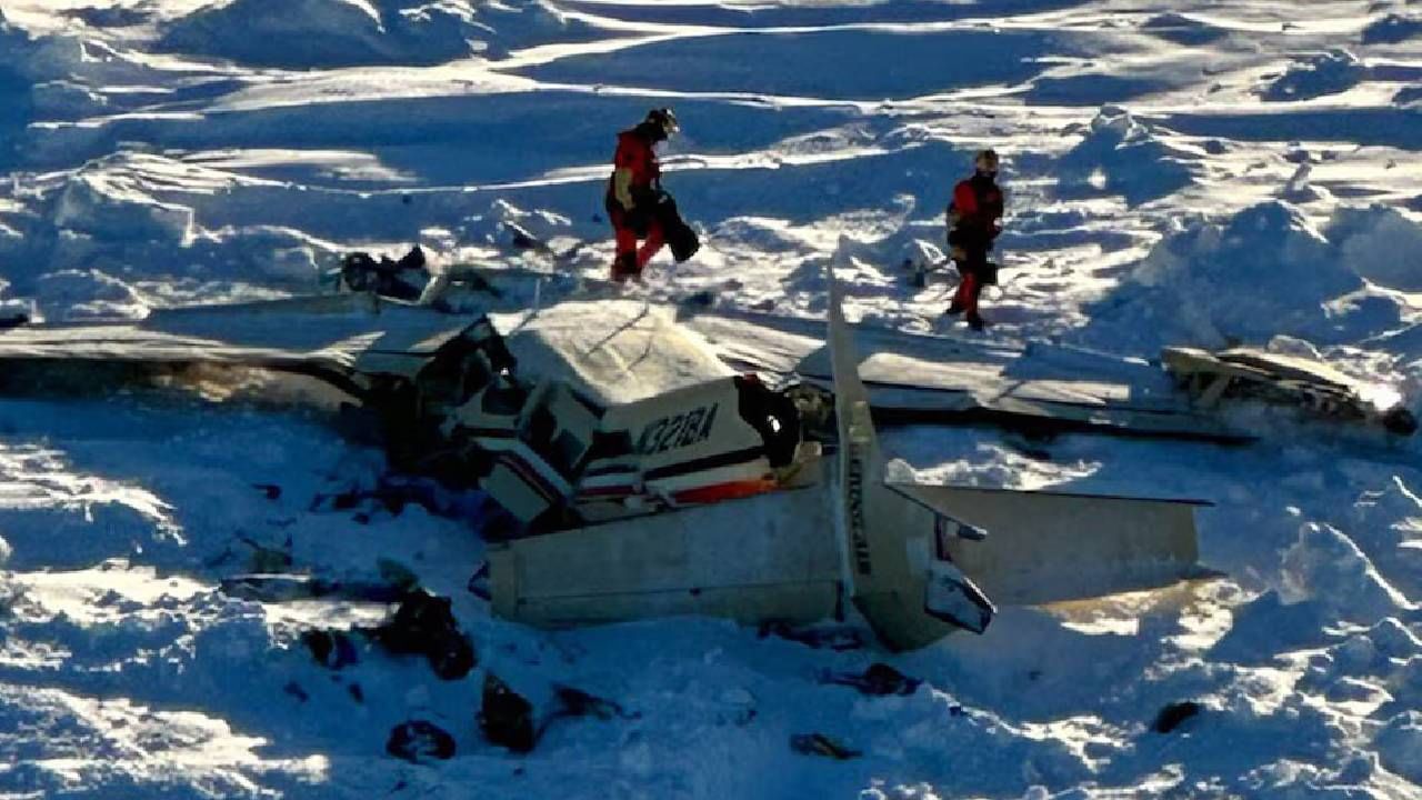 US Missing Plane Found Crashed: യുഎസിൽ വീണ്ടും വിമാന ദുരന്തം: 10 പേർ മരിച്ചു; എട്ട് ദിവസത്തിനിടെ മൂന്നാമത്തെ വലിയ വിമാന ദുരന്തം