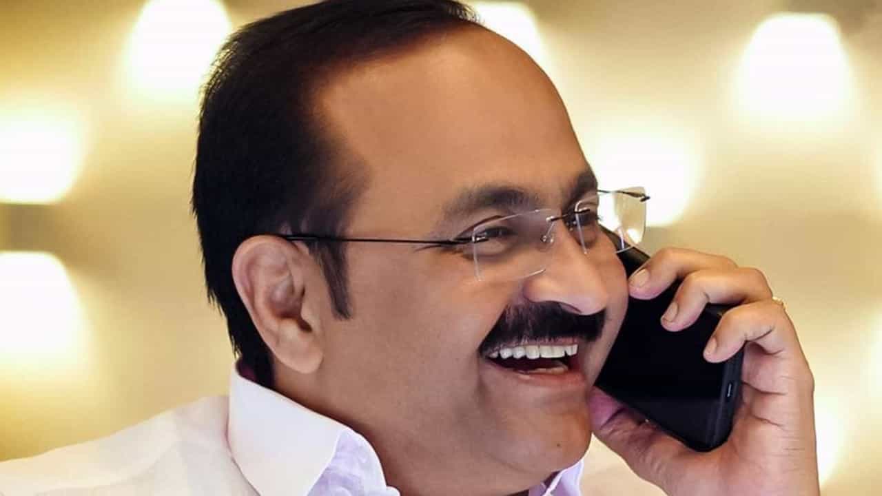V D Satheesan : കോട്ടയത്തെ റാഗിങ്; ക്രിമിനലുകള്‍ക്ക് സിപിഎം ഇനിയെങ്കിലും സംരക്ഷണം നല്‍കരുതെന്ന് പ്രതിപക്ഷ നേതാവ്; പൂക്കോട് മറന്നിട്ടില്ലെന്ന് കുറിപ്പ്‌