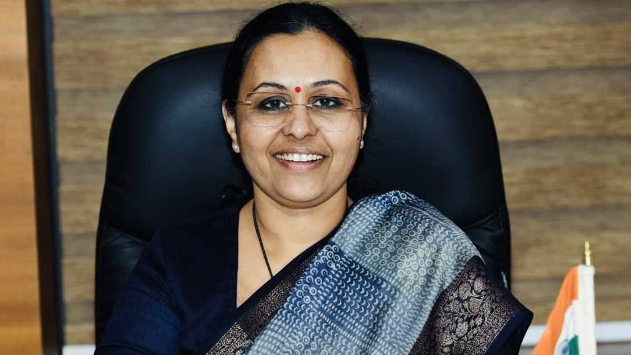 Kottayam Nursing College Ragging : കോട്ടയം ഗവ. നഴ്‌സിങ് കോളേജിലെ റാഗിങ്; പ്രിന്‍സിപ്പലിനും അസിസ്റ്റന്റ് പ്രൊഫസര്‍ക്കും സസ്‌പെന്‍ഷന്‍; ആരോഗ്യമന്ത്രിയുടെ നിര്‍ദ്ദേശം