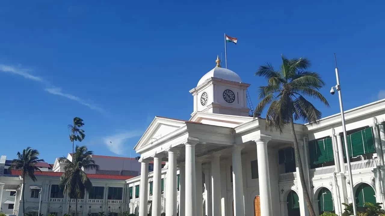 Secretariat Assistant: കണ്‍ഫര്‍മേഷന്‍ കൊടുക്കാന്‍ സമയമായി, പ്രിലിമിനറി തീയതിയും പുറത്ത്; സെക്രട്ടേറിയറ്റ് അസിസ്റ്റന്റ് പരീക്ഷ തൊട്ടടുത്ത്‌