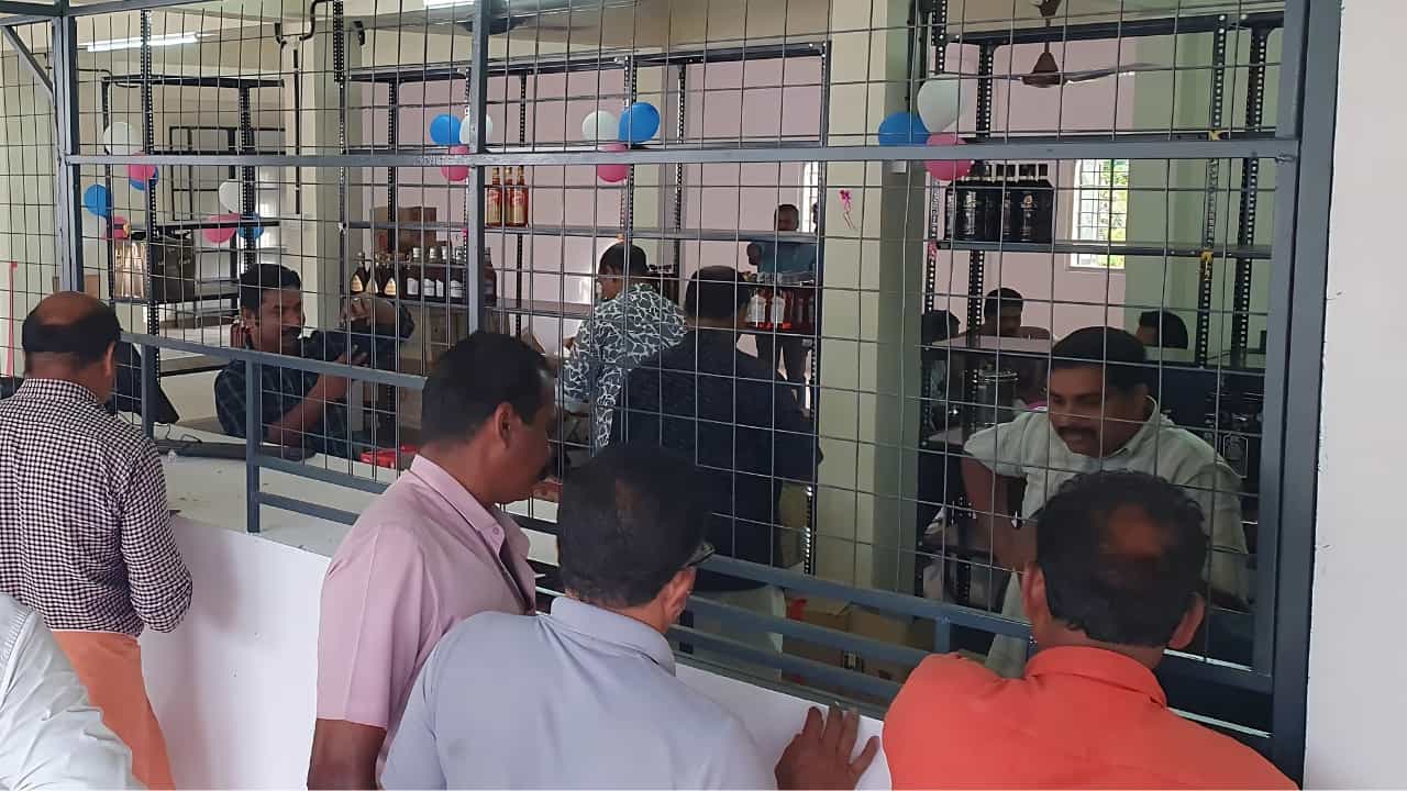 Bevco Holidays 2025: ചെറിയ പെരുന്നാൾ, ഡ്രൈ ഡേ ബെവ്കോയിൽ പോകുന്നവർ അറിയേണ്ട കാര്യം