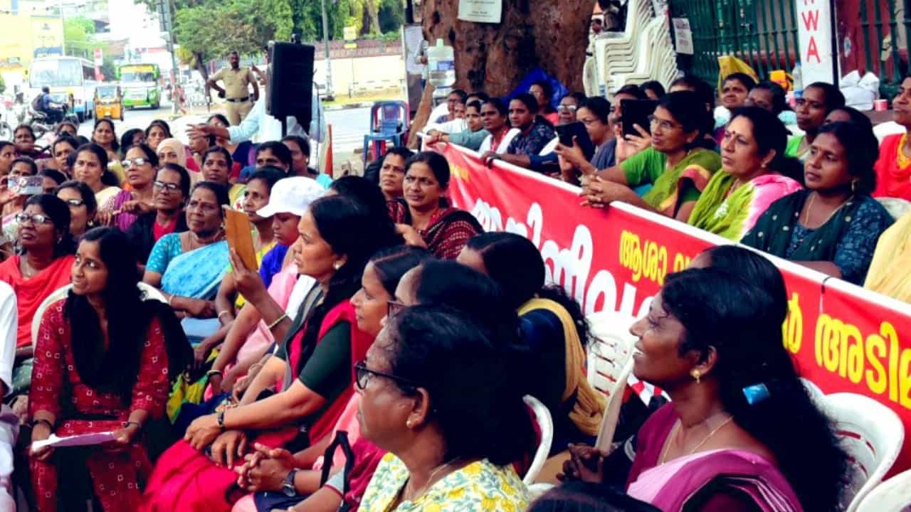 ASHA Workers Protest: ആശ വർക്കർമാർക്കുള്ള ധനസഹായം ഉയർത്തണം; പാർലമെൻ്ററി സ്റ്റാൻഡിംഗ് കമ്മിറ്റി