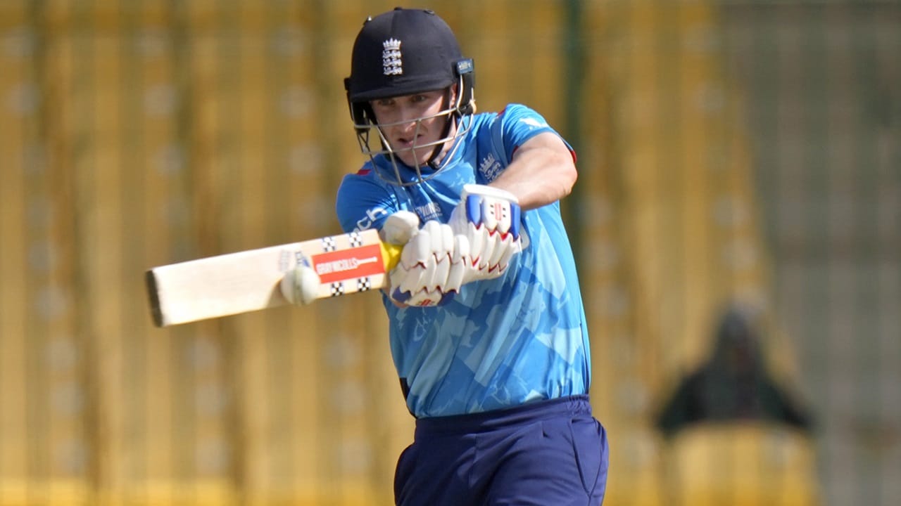 ഇംഗ്ലണ്ട് താരം ഹാരി ബ്രൂക്ക് ഇന്ത്യന്‍ പ്രീമിയര്‍ ലീഗിന്റെ വരാനിരിക്കുന്ന സീസണില്‍ നിന്ന് പിന്മാറി. നവംബറില്‍ നടന്ന മെഗാലേലത്തില്‍ 6.25 കോടി രൂപയ്ക്ക് ഡല്‍ഹി ക്യാപിറ്റല്‍സായിരുന്നു ബ്രൂക്കിനെ ടീമിലെത്തിച്ചത് (Image Credits : PTI)