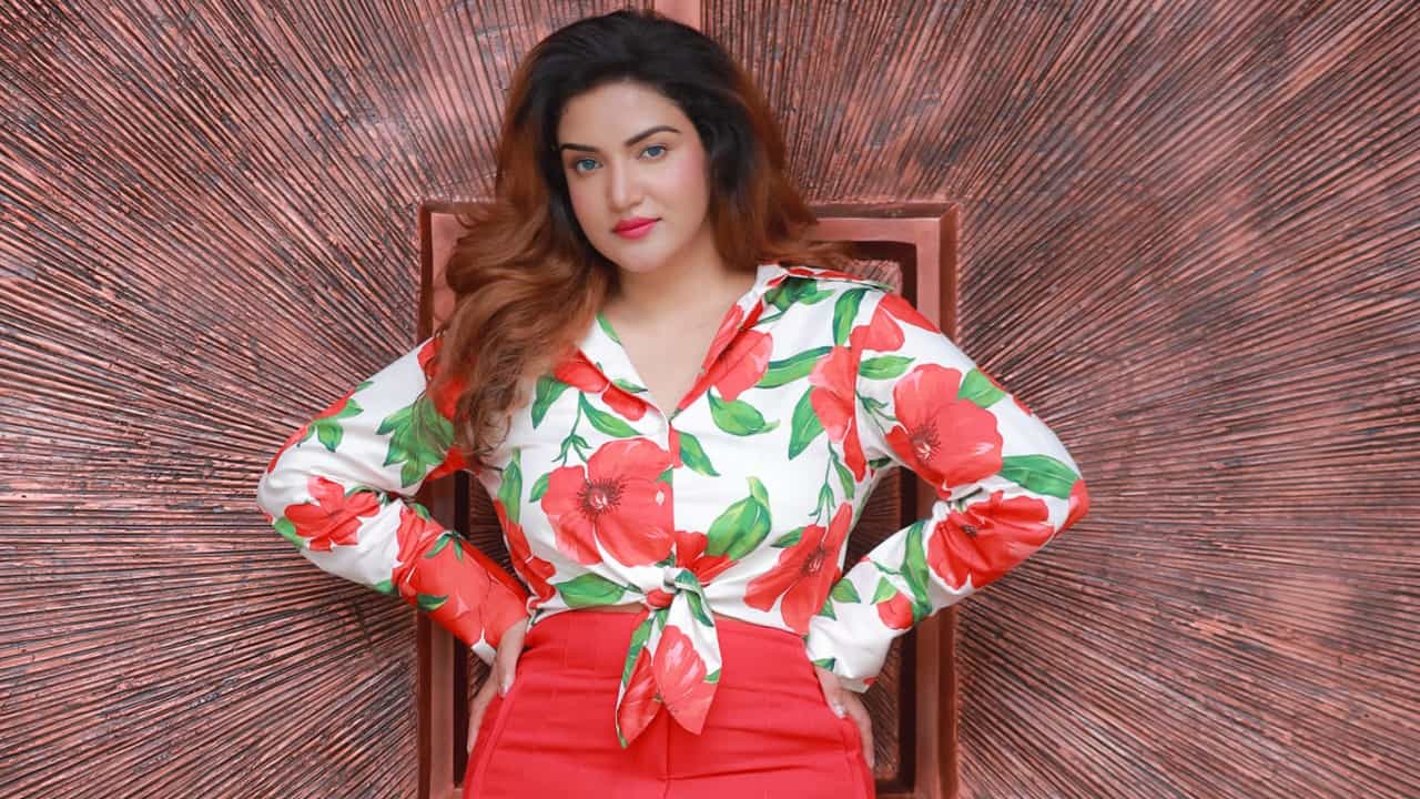 AMMA Election: അമ്മയുടെ തലപ്പത്ത് ഒരു വനിത വരണം, ആ സ്ഥാനത്തേക്ക് ഒരു സ്ത്രീ വരാൻ വല്ലാതെ ആ​ഗ്രഹിക്കുന്നു;  ഹണി റോസ്