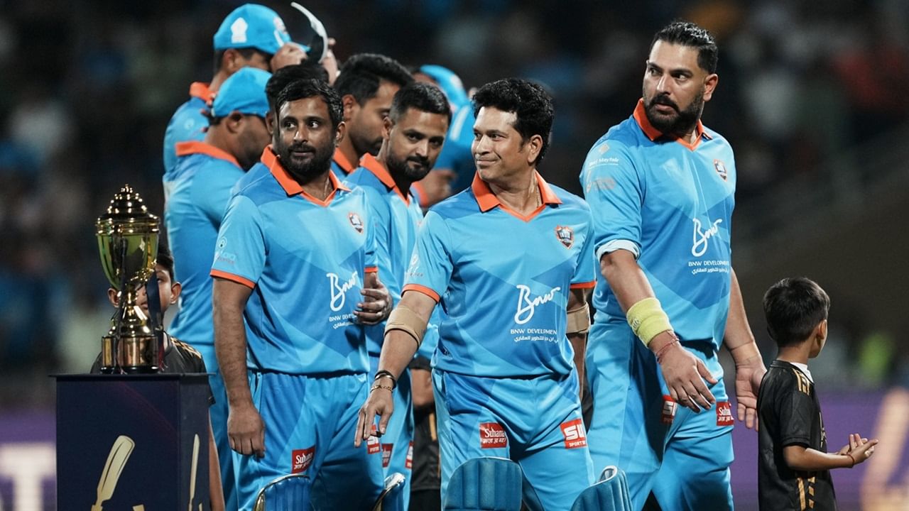 International Masters League Final: കപ്പടിക്കാന് ഇന്ത്യന് മാസ്റ്റേഴ്സ്; കരീബിയന് കരുത്തിന് മറുപടി നല്കാന് സച്ചിനും സംഘവും; മത്സരം എങ്ങനെ കാണാം? International Masters League Final: കപ്പടിക്കാന് ഇന്ത്യന് മാസ്റ്റേഴ്സ്; കരീബിയന് കരുത്തിന് മറുപടി നല്കാന് സച്ചിനും സംഘവും; മത്സരം എങ്ങനെ കാണാം?