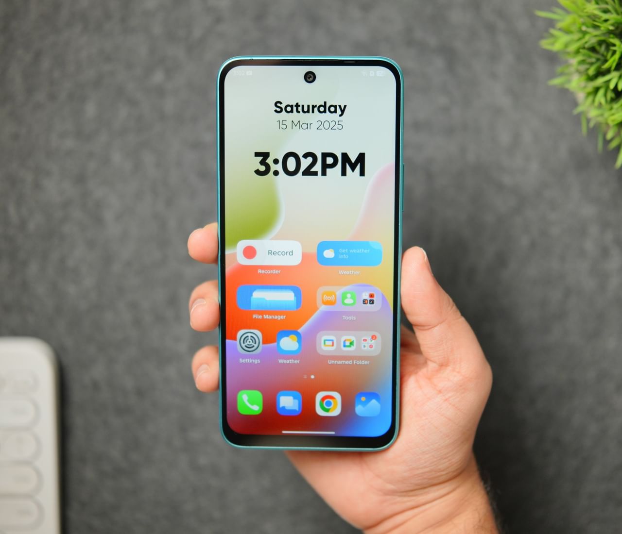 ഇൻഫിനിക്സ് നോട്ട് 50 സീരീസ് ആഗോളമാർക്കറ്റിലാണ് അവതരിപ്പിക്കുക. സീരീസിൽ ഒരു ബേസ് മോഡലും പ്രോ മോഡലും പ്രോ പ്ലസ് മോഡലും ഉണ്ടാവും. ഇത് ഈ മാസാരംഭത്തിൽ ഇൻഡോനേഷ്യൻ മാർക്കറ്റിൽ ഈ മോഡൽ അവതരിപ്പിച്ചിരുന്നു. ബാക്കിയുള്ള രാജ്യങ്ങളൊലൊക്കെ മാർച്ച് 20നാവും ഈ മോഡൽ അവതരിപ്പിക്കുക. (Image Courtesy - Social Media)