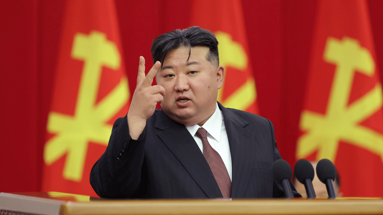 Man Reveals Truth About North Korea: മുടിവെട്ടുന്നതിൽ പോലും രാഷ്ട്രീയം, ടിവി വാങ്ങിയാൽ ഉദ്യോഗസ്ഥർ വീട്ടിലെത്തും; ഉത്തരകൊറിയയെ കുറിച്ച് രക്ഷപ്പെട്ടയാൾ