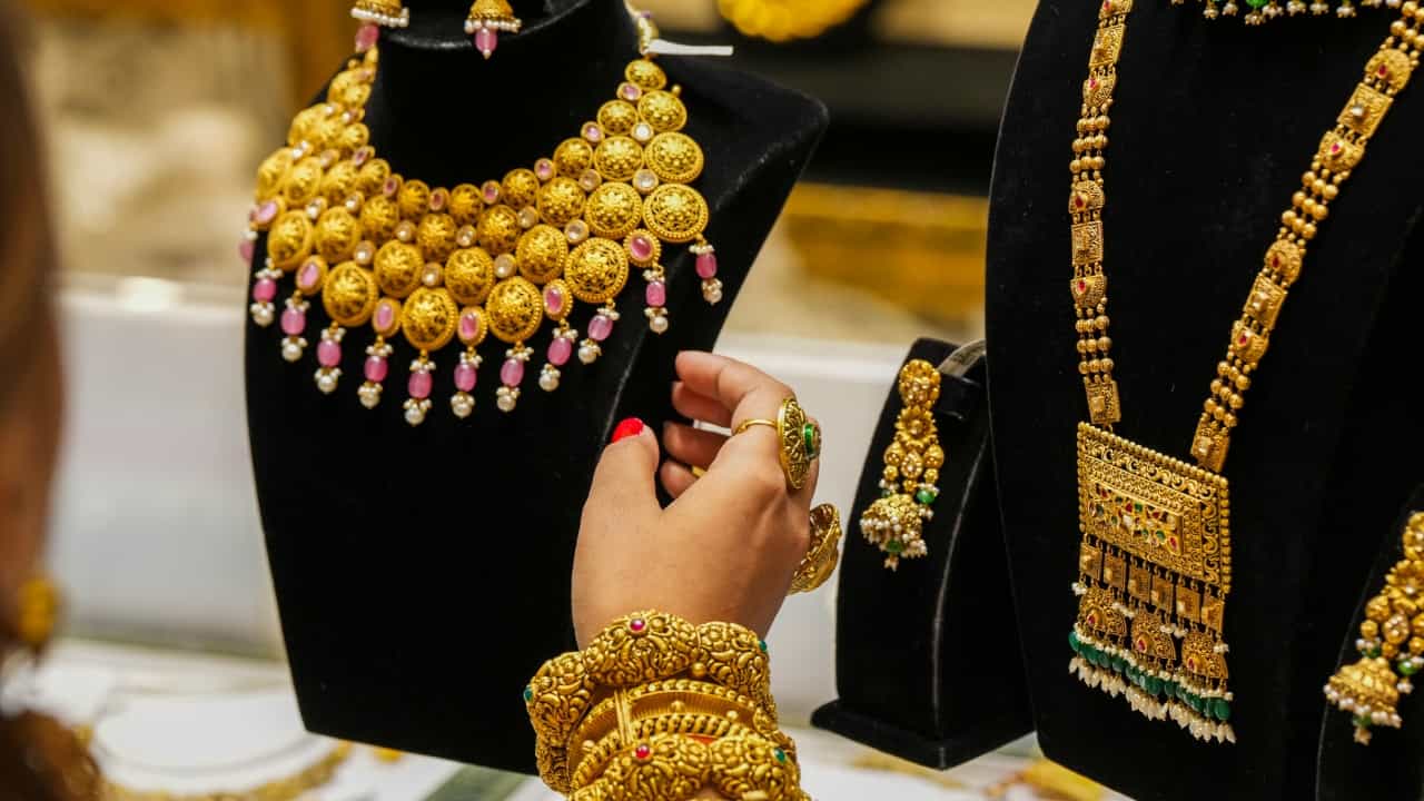 Kerala Gold Rate Today: വീണ്ടും കൂടി സ്വർണവില; ഇന്ന് വർധിച്ചത് 320 രൂപ