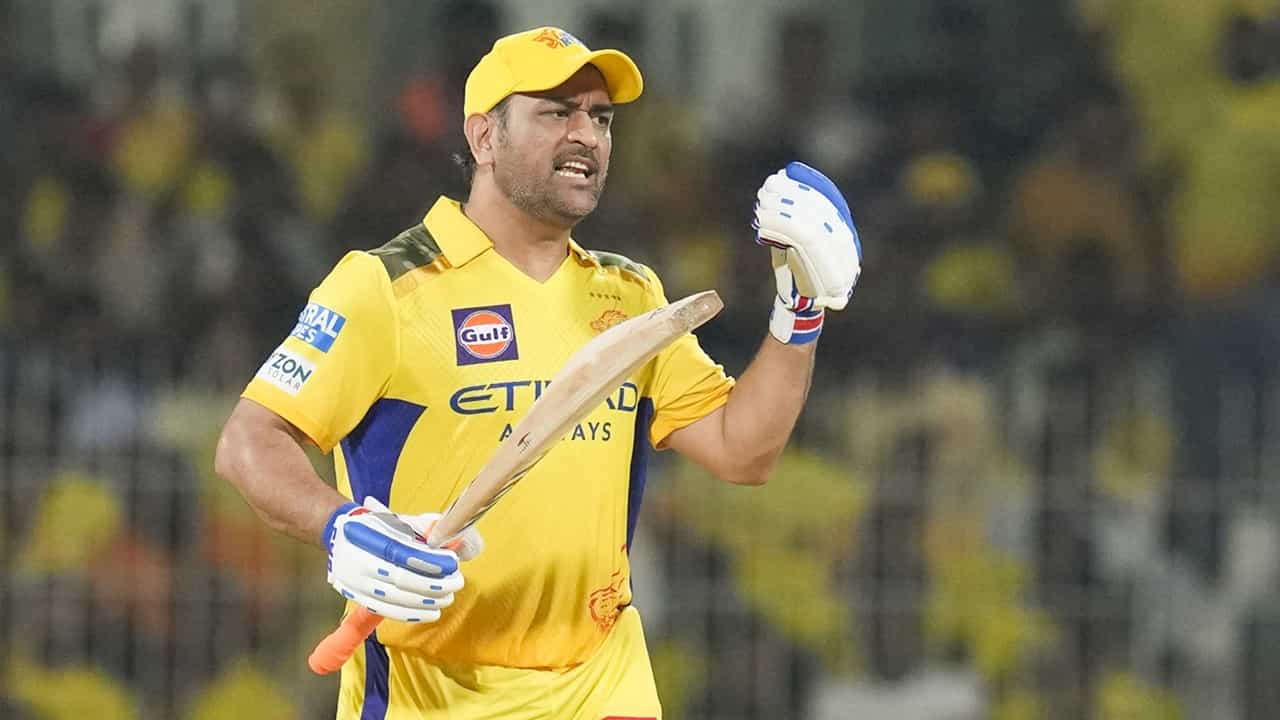 IPL 2025: 11 കോടിക്ക് നിലനിര്‍ത്തിയ ഹെറ്റ്‌മെയര്‍ എട്ടാമത്, ധോണി എത്തുന്നത് ഒമ്പതാമത്; തലതിരിഞ്ഞ സ്ട്രാറ്റജികള്‍
