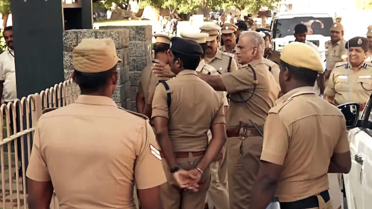 Tamilnadu NEET Student Death: അപേക്ഷയുടെ ഒടിപി തെറ്റിച്ചതിന് പിതാവ് വഴക്കുപറഞ്ഞു; തമിഴ്‌നാട്ടിൽ നീറ്റ് വിദ്യാർഥിനി ജീവനൊടുക്കി