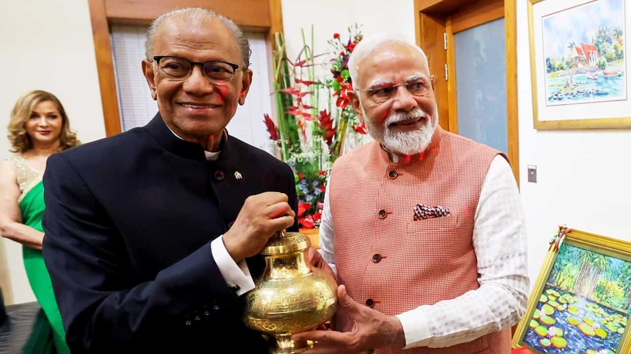 Mauritius: മൗറിഷ്യസിന്റെ ദേശീയ ദിനാഘോഷം; മുഖ്യാതിഥിയായി നരേന്ദ്ര മോദി Mauritius: മൗറിഷ്യസിന്റെ ദേശീയ ദിനാഘോഷം; മുഖ്യാതിഥിയായി നരേന്ദ്ര മോദി