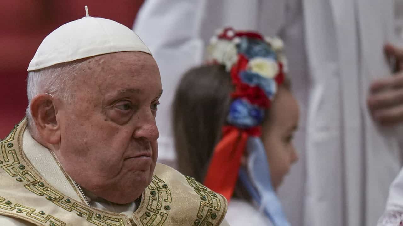Pope Francis Health Update: കടുത്ത ശ്വാസതടസവും, കഫക്കെട്ടും; മാര്‍പാപ്പയുടെ ആരോഗ്യനില വീണ്ടും ഗുരുതരം; കൃത്രിമശ്വാസം നല്‍കുന്നു