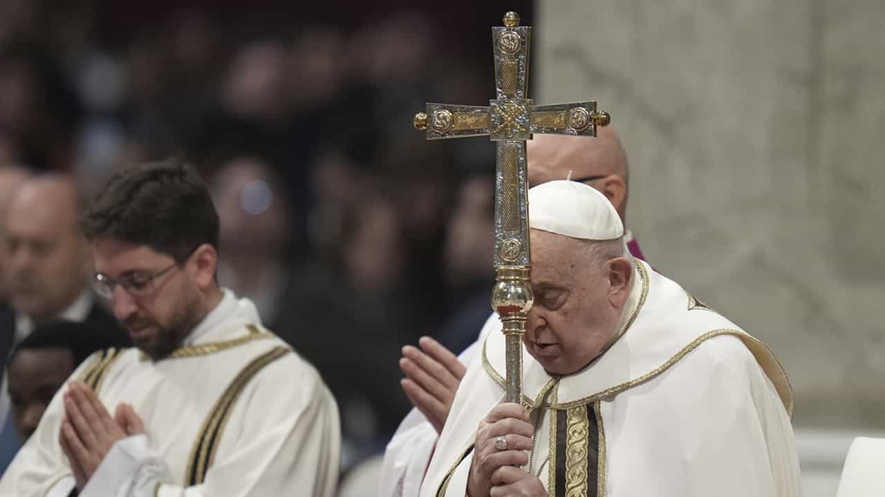 Pope Francis: ആശങ്കകള്‍ക്ക് വിരാമം; ഫ്രാന്‍സിസ് മാര്‍പാപ്പ നാളെ വിശ്വാസികളെ അഭിവാദ്യം ചെയ്യും