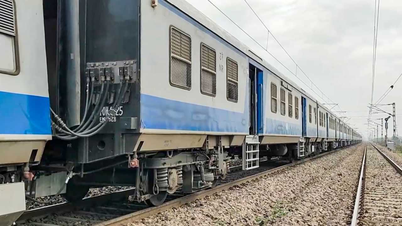Railway Updates : മംഗളൂരു സ്റ്റേഷനിൽ സിഗ്നൽ തകരാർ; കേരളത്തിലേക്കുള്ള ട്രെയിനുകൾ വൈകിയോടുന്നു