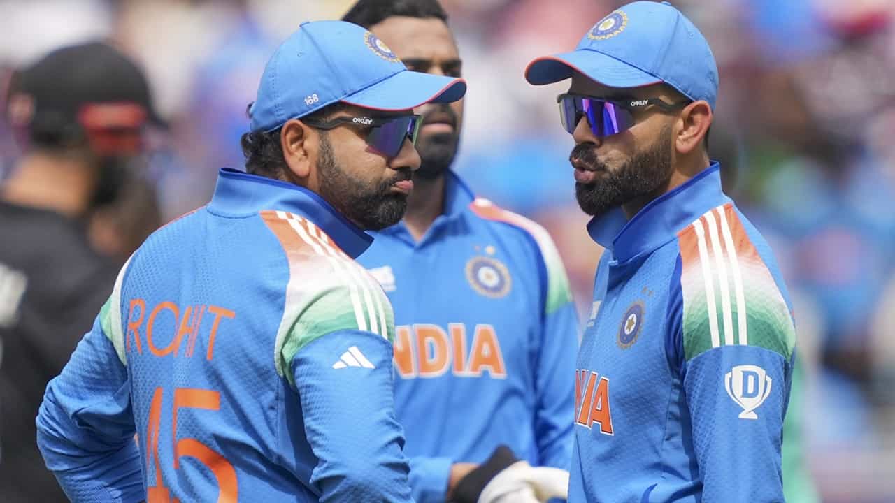 Rohit Sharma and Virat Kohli: ടി20 ലോകകപ്പിലെ പോലെ സംഭവിക്കുമോയെന്ന് ആശങ്ക; വിരാടിന്റെയും രോഹിതിന്റെയും വാക്കുകള്‍ക്ക് കാതോര്‍ത്ത് ആരാധകര്‍; ഒടുവില്‍ സുപ്രധാന പ്രഖ്യാപനം